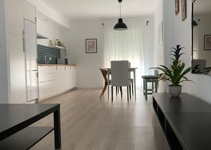 Apartamento nuevo, céntrico y tranquilo
